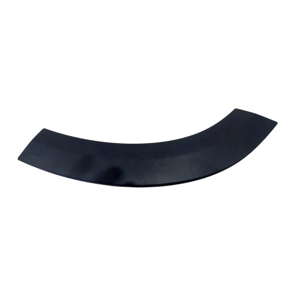 Moldura Frisa Caixa Roda Traseira Direita Gm Tracker 20 A 24 5