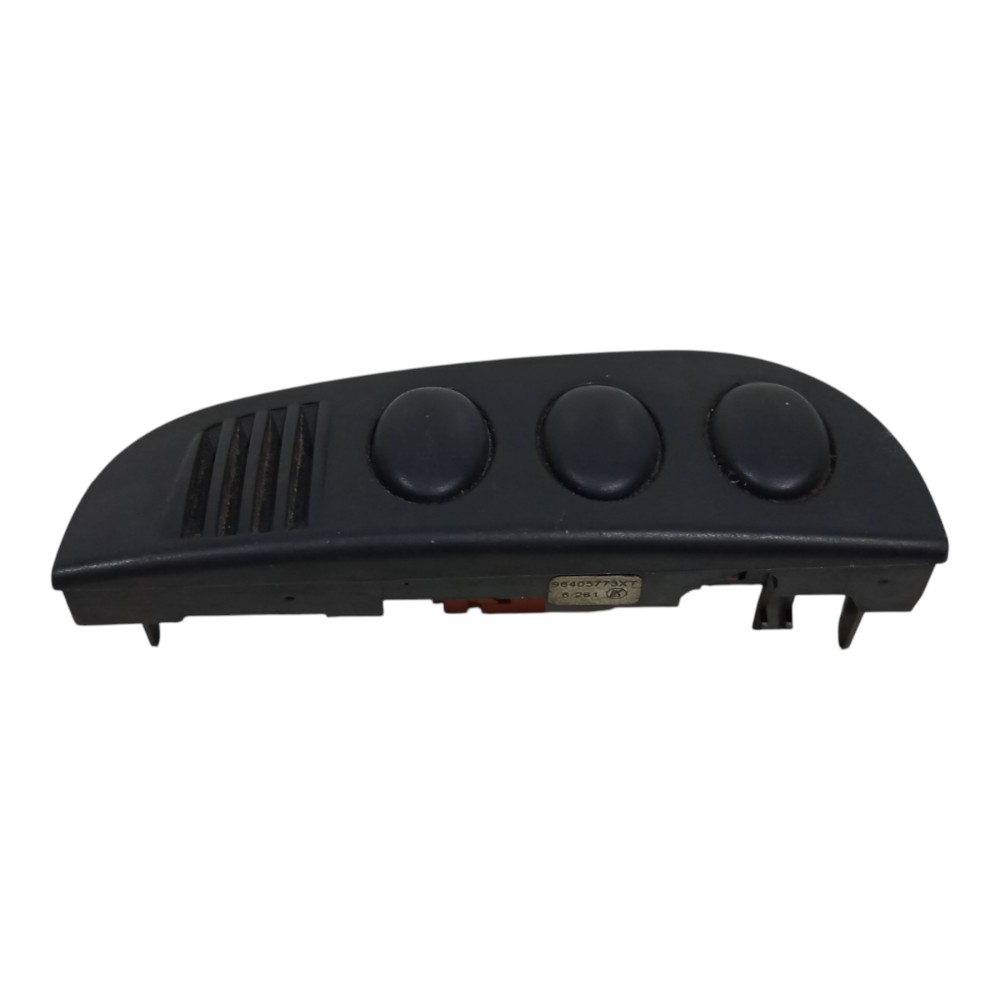 Moldura Botão Falso Central Citroen C3 2003 2004 A 11 2012 1