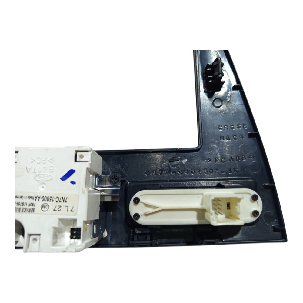 Moldura Central Rádio Relógio Painel Ford Fusion 2006 A 2009 8