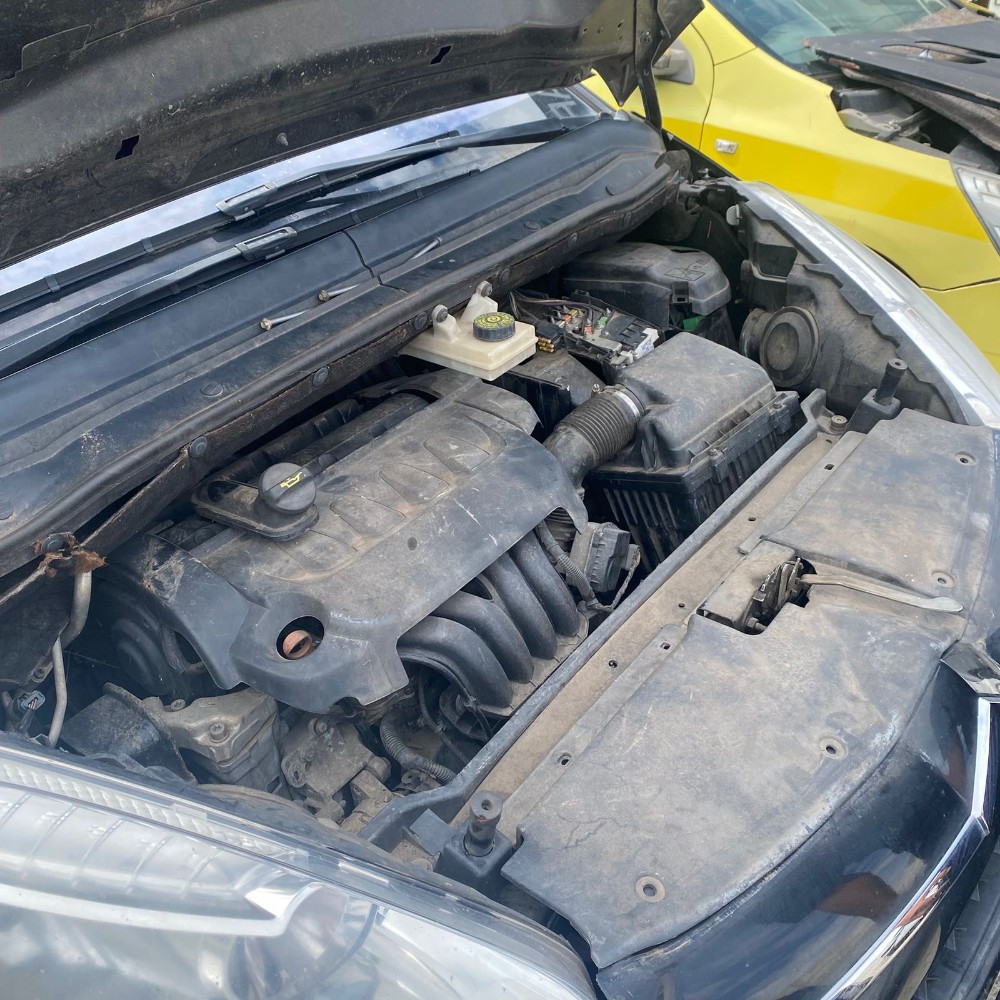 Peças Citroën C4 Picasso GLX AT 2.0 16v Gasolina 143cv 2010 3