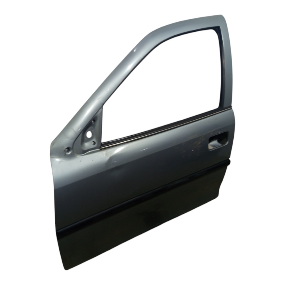 Porta Dianteira Esquerda Chevrolet Vectra 1997 1998 A 2005 4