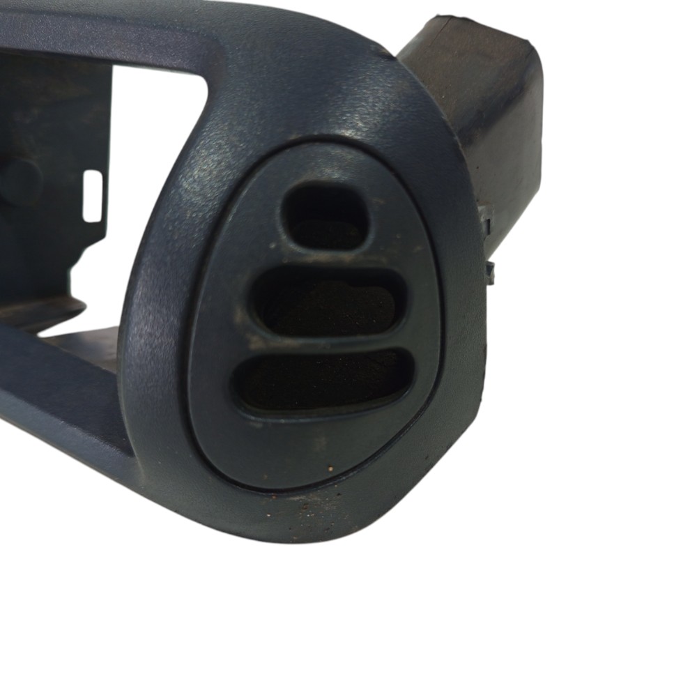 Moldura Difusor Ar Dianteiro Esquerdo Clio 2000 2001 A 2012 2