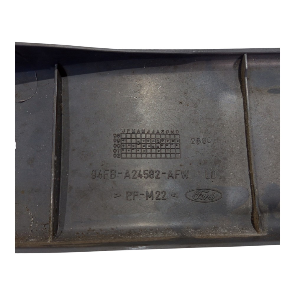 Moldura Coluna Meio Direito Ford Fiesta 1996 1997 98 A 2002 7