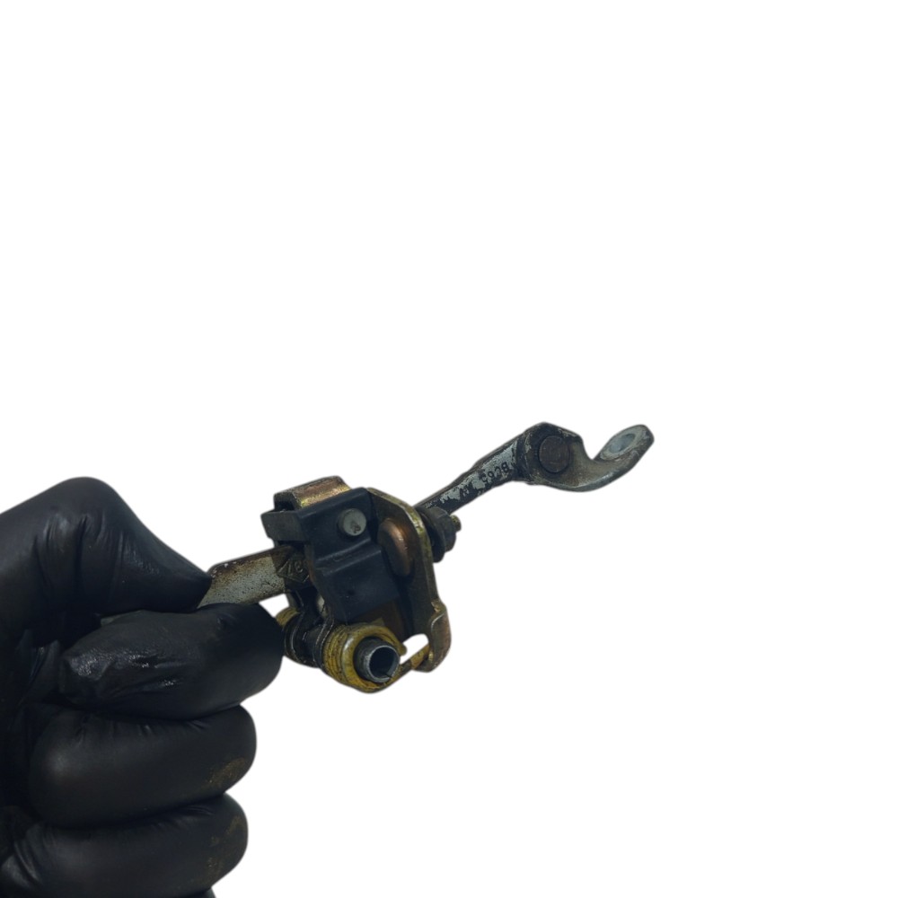 Limitador Porta Dianteira Esquerda Renault Clio 2000 A 2012 6