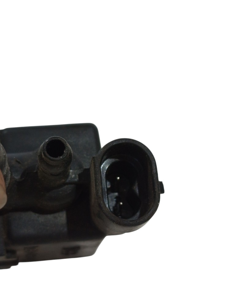 Valvula Canister Chevrolet Astra 1994 1995 A 2005 4