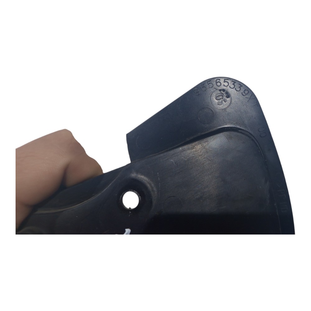 Acabamento Suporte Puxador Capo Peugeot 307 2001 2002 A 2011 4