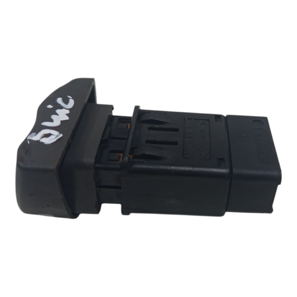 Botão Pisca Alerta Renault Scenic 2002 2003 2004 2005 A 2011 Preto 3