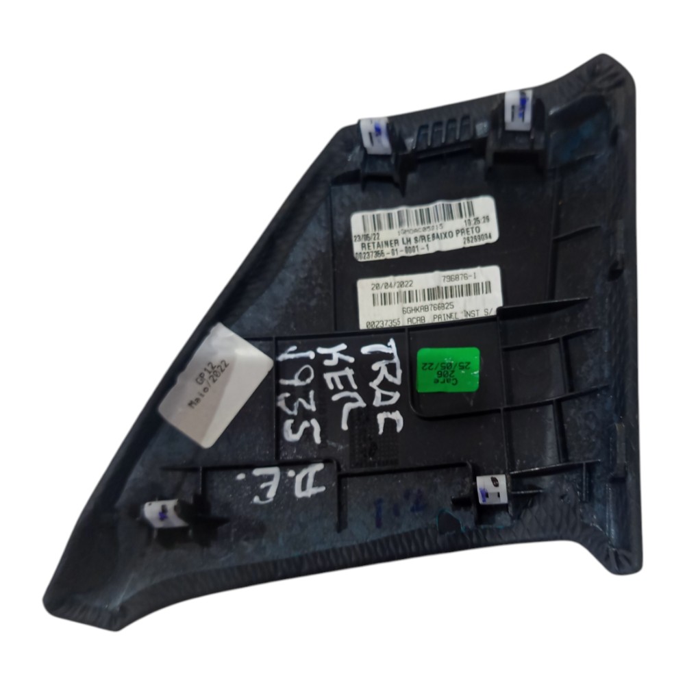 Moldura Painel Chevrolet Tracker 2020 a 2024 5