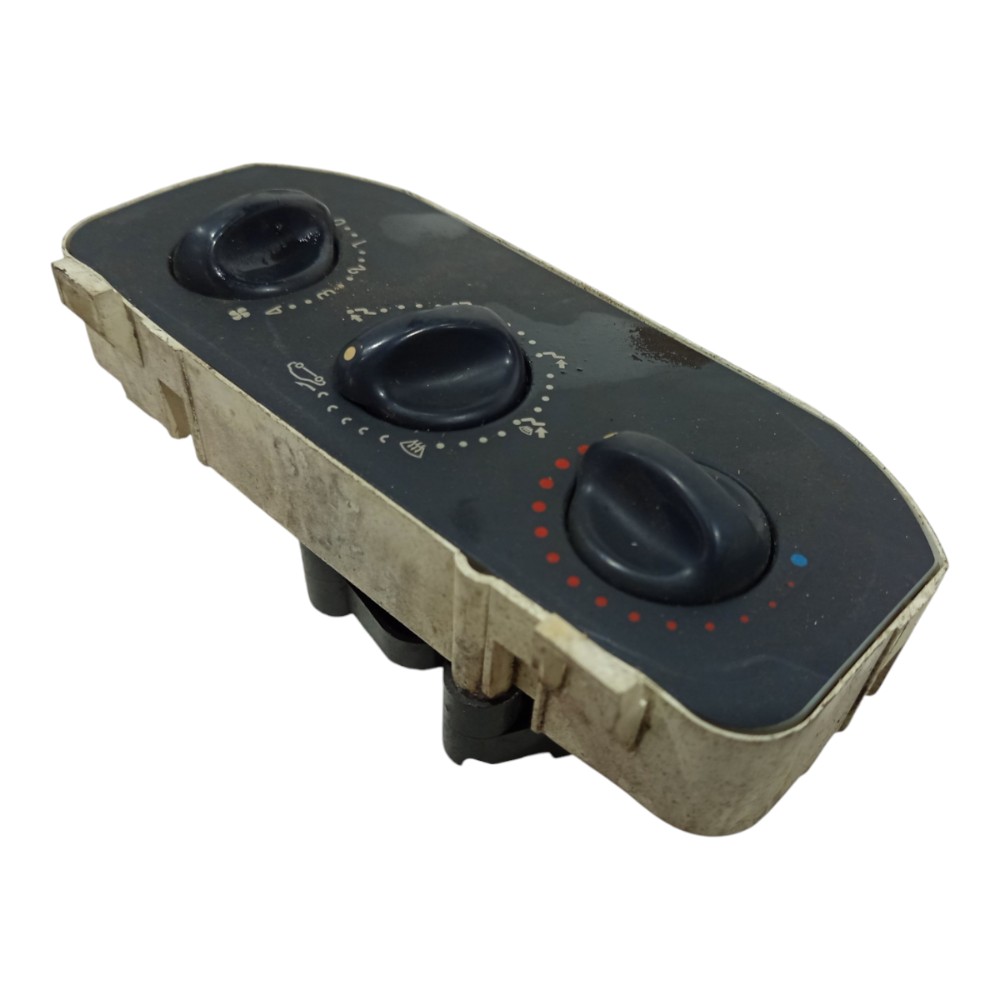 Comando Botões Ar Condicionado Renault Clio 2003 A 2012 4
