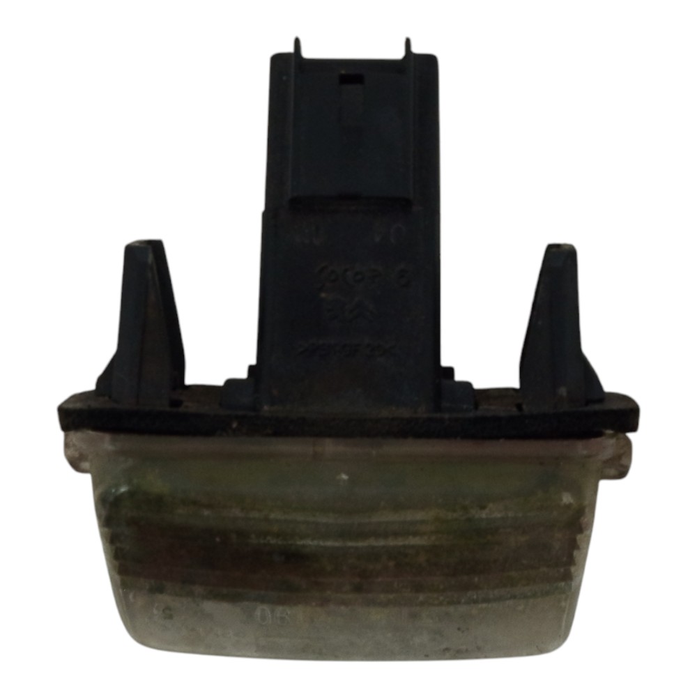 Luz Lanterna Placa Traseira Peugeot 206 2001 2002 2003a 2007 3