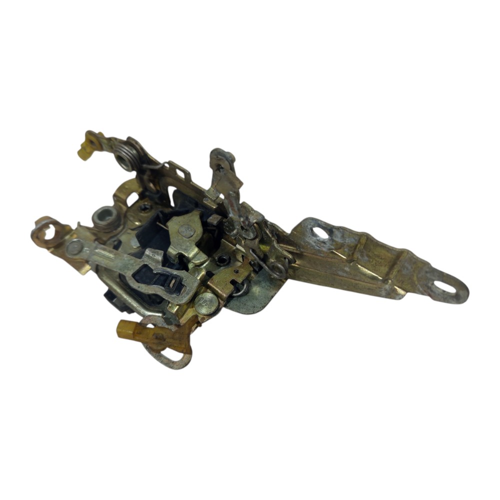 Fechadura Dianteira Direita Gm Chevrolet Corsa 1995 A 2002 2