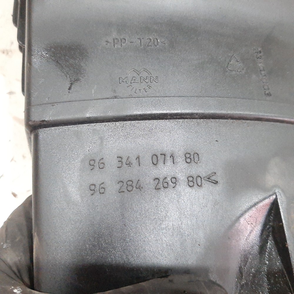 Caixa Filtro Ar Citroen Xsara Picasso 2.0 16v 2001 A 2012 6