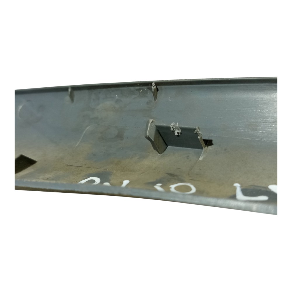 Moldura Coluna Parabrisa Direito Palio 1996 A 2003 Detalhe 2