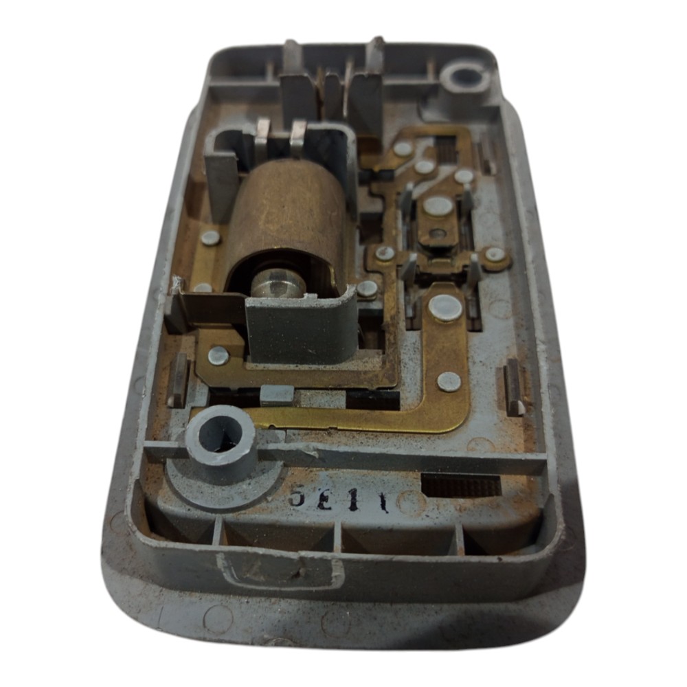 Luz Cortesia Teto Traseiro Pajero Tr4 2002 A 2009 C/avaria 5