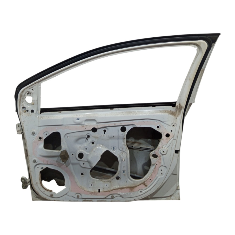 Porta Dianteira Direita Chevrolet Prisma Lt 1.0 8v 2013 A 18 Dianteira Direito Branco 2