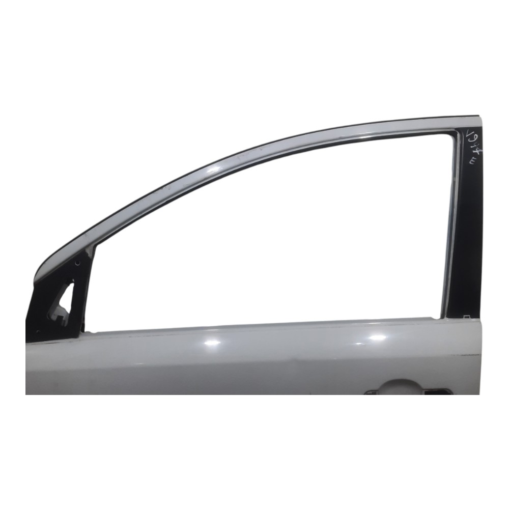 Porta Dianteira Esquerda Nissan Livina 1.8 2009 A 2014 2