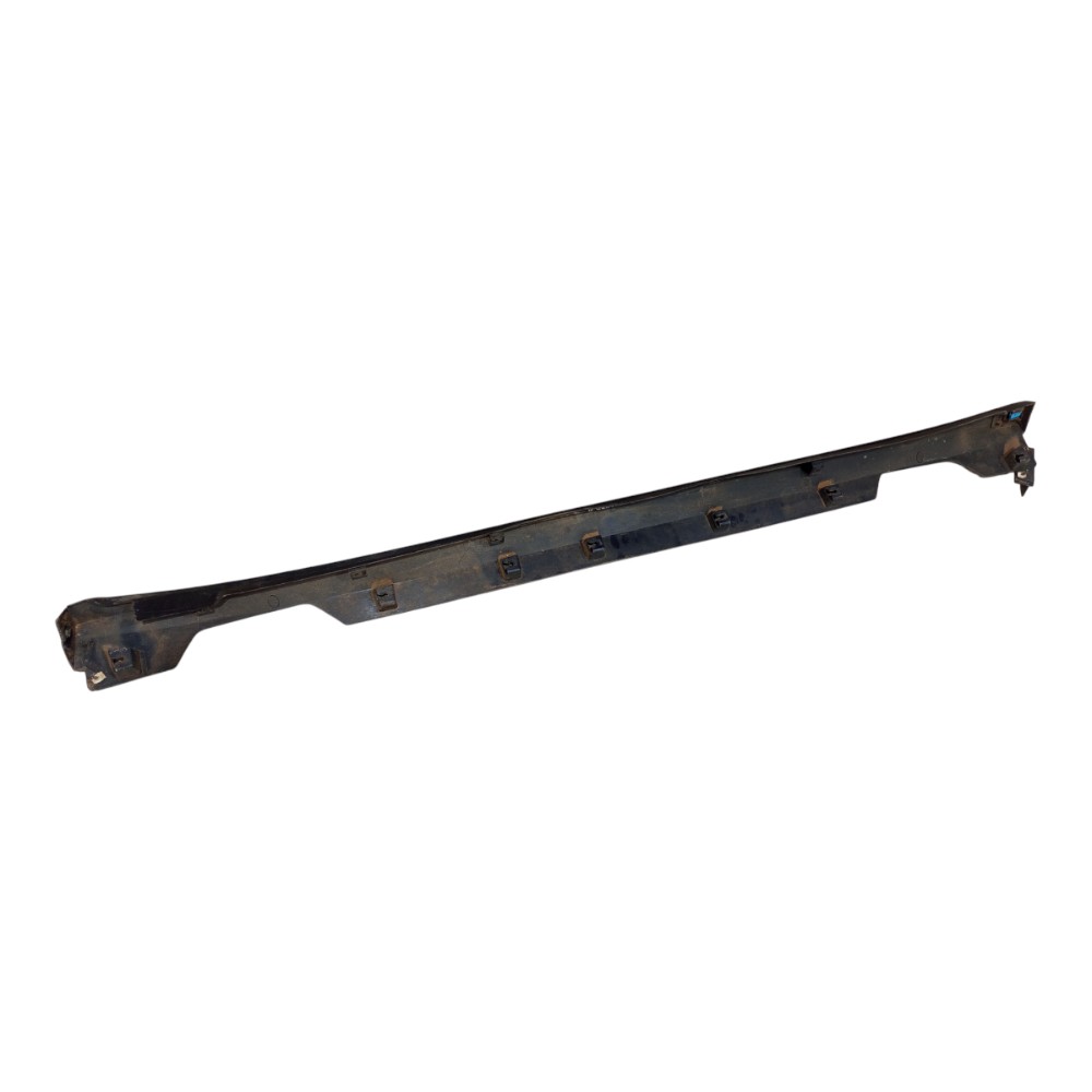 Moldura Soleira Direita Tracker 2021 A 2025 4