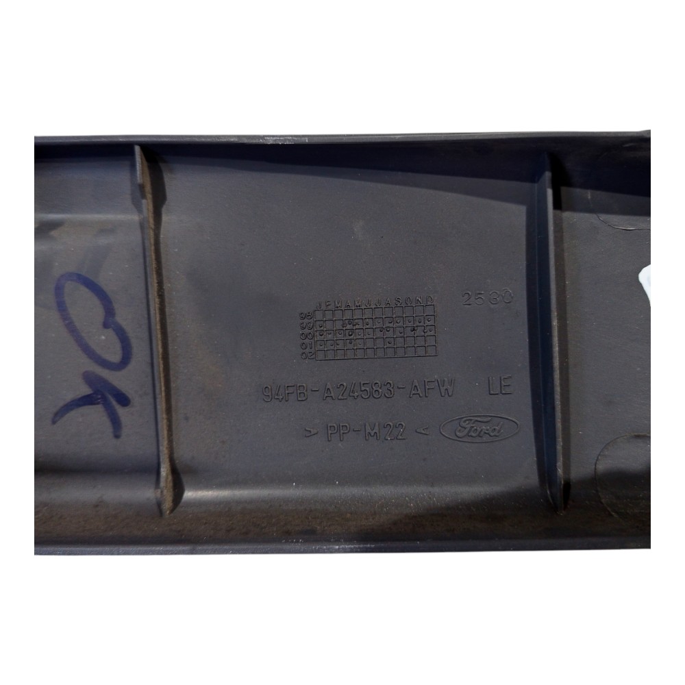 Moldura Coluna Meio Esquerdo Ford Fiesta 1996 1997 98 A 2002 7