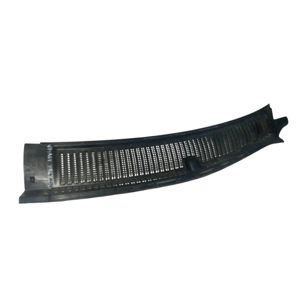 Grade Churrasqueira Direita Volkswagen Voyage 2008 A 2012 1