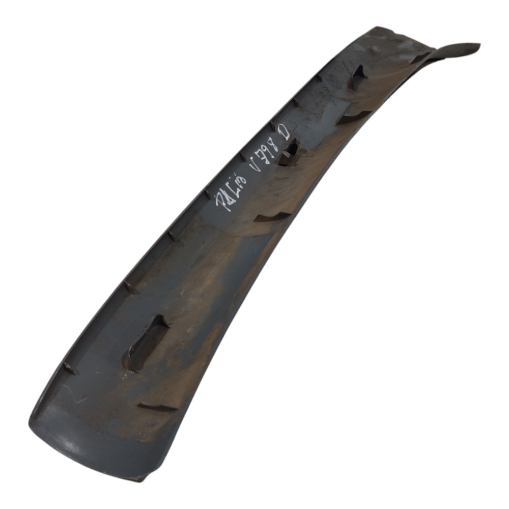 Moldura Coluna Direita Parabrisa Fiat Palio 1996 1997 A 2000 7