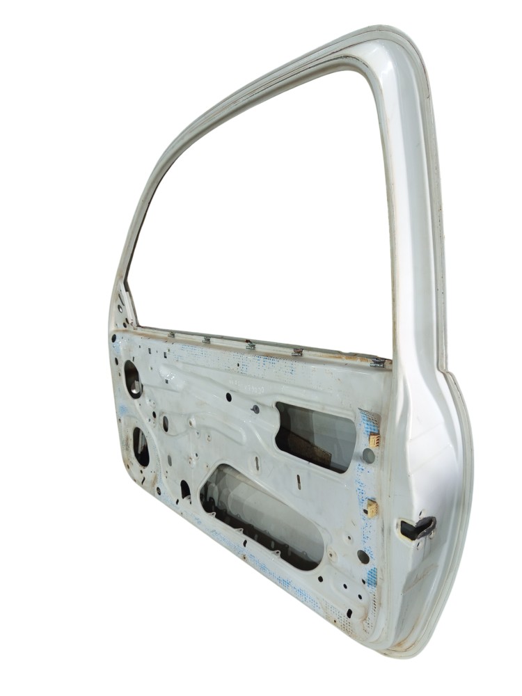 Porta Dianteira Direita Chevrolet Corsa 1995 1996 A 2004 Dianteira Direito Branco 4