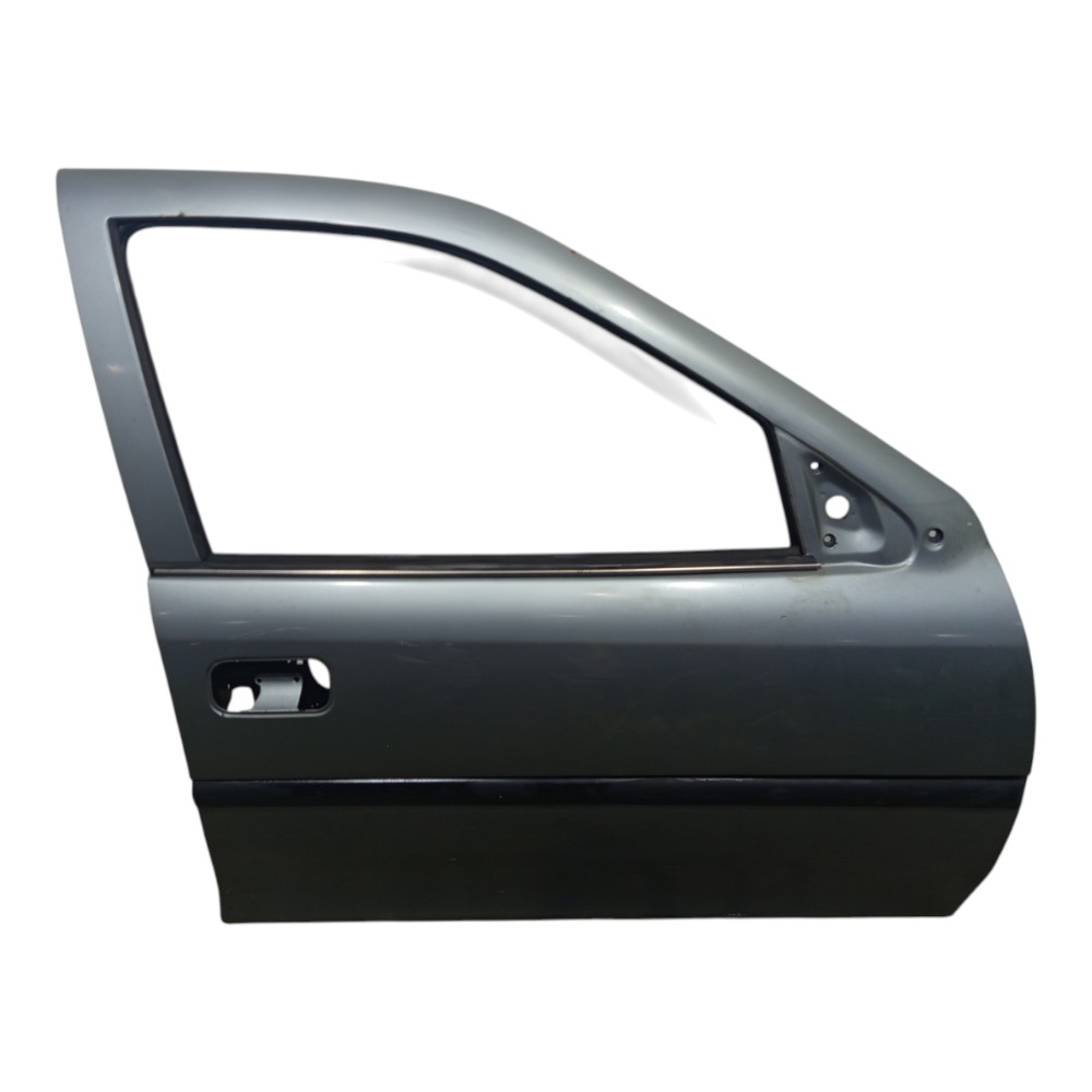 Porta Dianteira Direita Chevrolet Vectra 1997 A 2005 Avaria 1