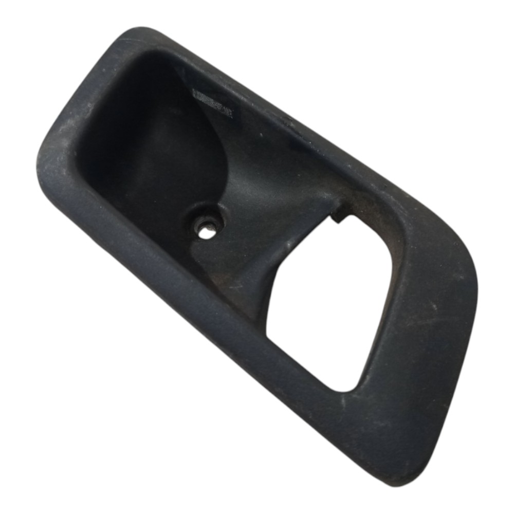 Moldura Maçaneta Traseiro Esquerdo Fiat Siena 2012 A 2019 Preto Traseira 5