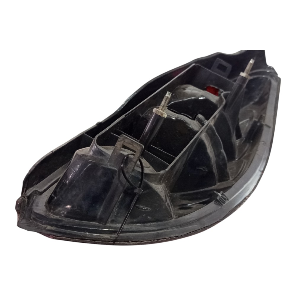 Lanterna Traseira Le Chevrolet Celta 2002 2003 2004 A 2012 2