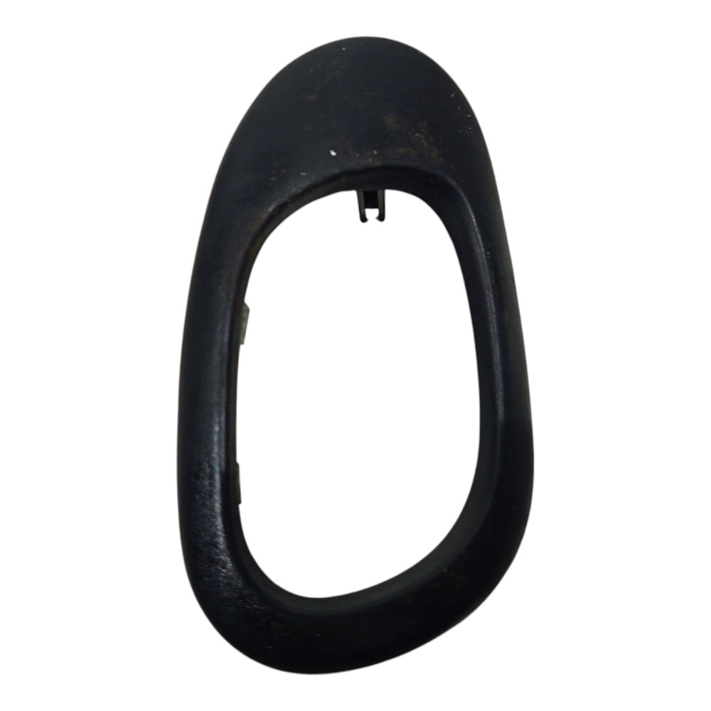 Moldura Maçaneta Interna Traseira Esq  Peugeot 206 207 2009 Preto Traseira 2