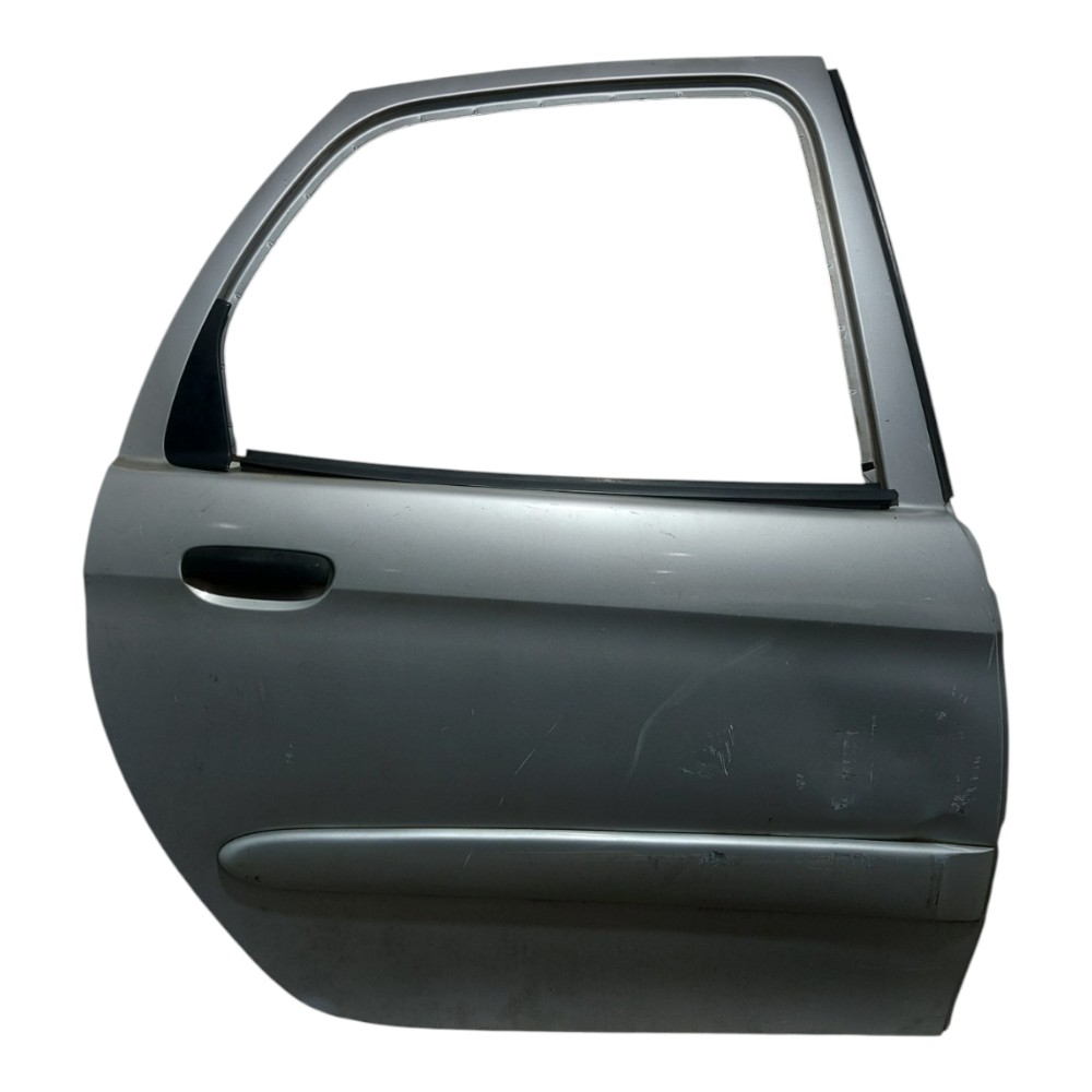 Porta Traseira Direita Xsara Picasso 2001 A 2012 Detalhes Traseira Direito 1