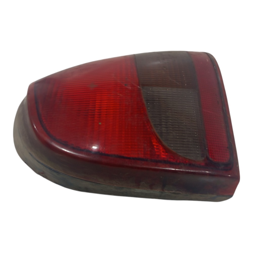 Lanterna Traseira Esquerda Vw Gol Bola G2 1995 1996 A 2005 7