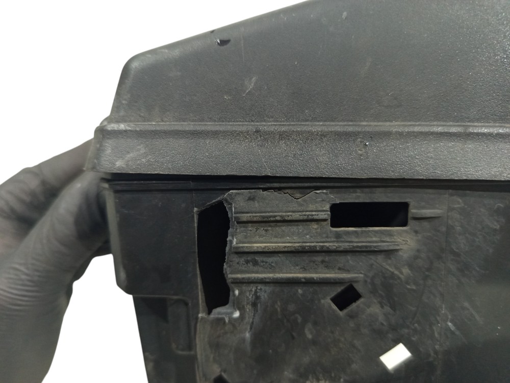 Suporte Caixa Fusível Peugeot 1999 2000 A 2010 9647804580 8