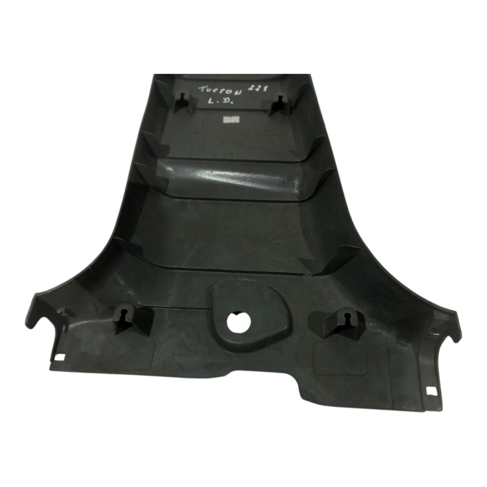 Acabamento Coluna Inferi. Direita Hyundai Tucson 2006 A 2010 7