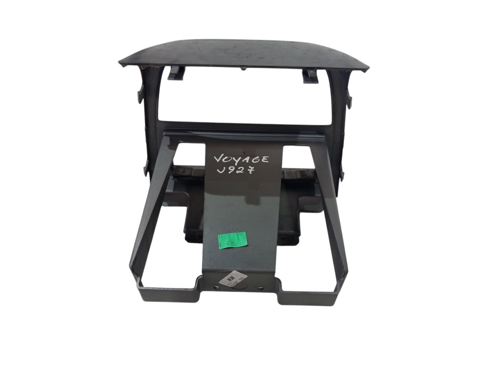 Moldura Painel Central Radio Volkswagen Voyage 2008 A 2012 Preto 3