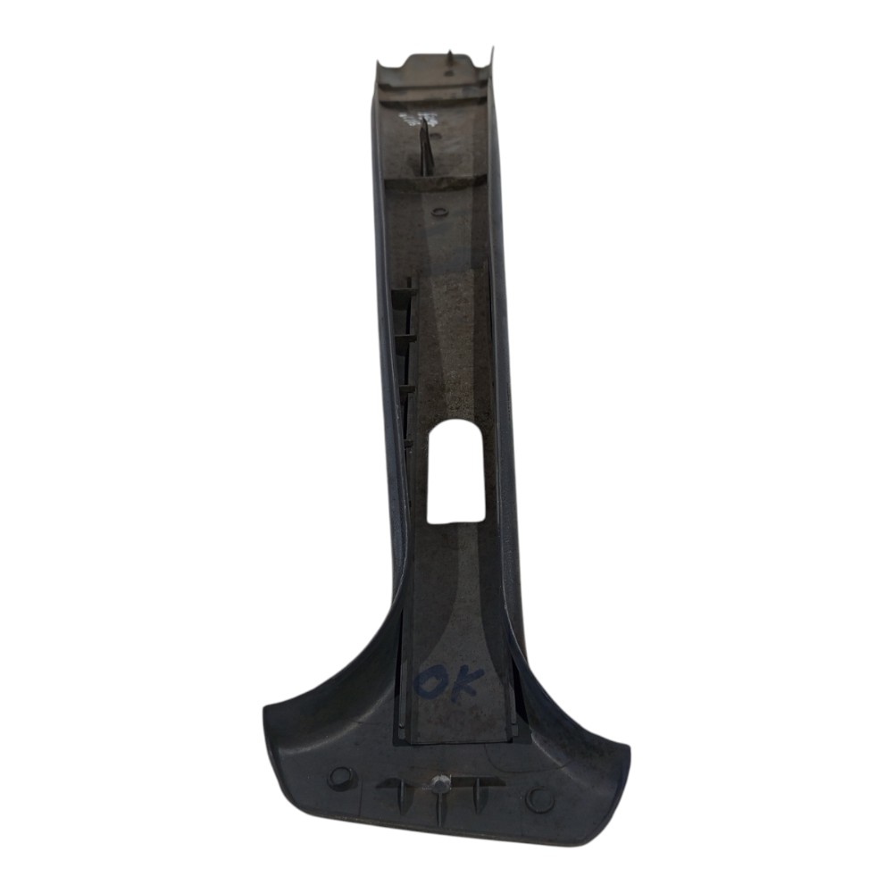 Moldura Coluna Meio Direito Ford Fiesta 1996 1997 98 A 2002 2