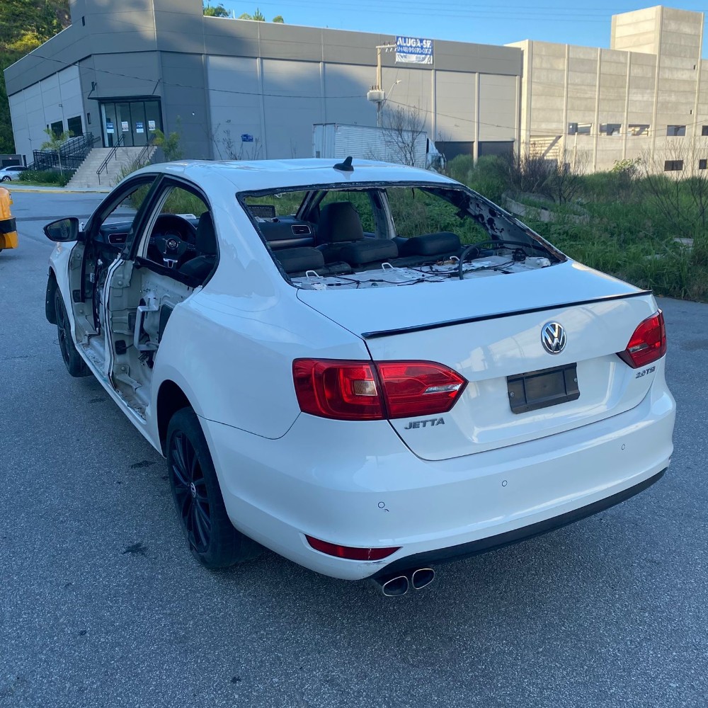 Peças Volkswagen Jetta Highline 2.0 16v TSI Turbo 200cv 2013 2