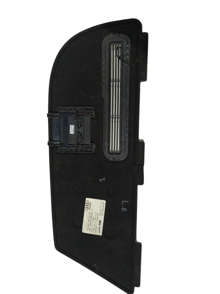 Acabamento Tampa Lateral Porta Malas Le Audi A3 1996 A 2006 2