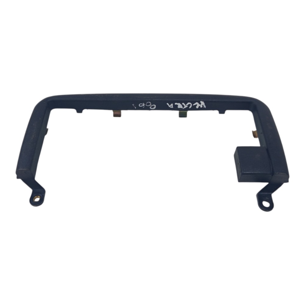 Moldura Rádio Botão Pisca Alerta Painel Gm Vectra 97 A 2005 Preto 3