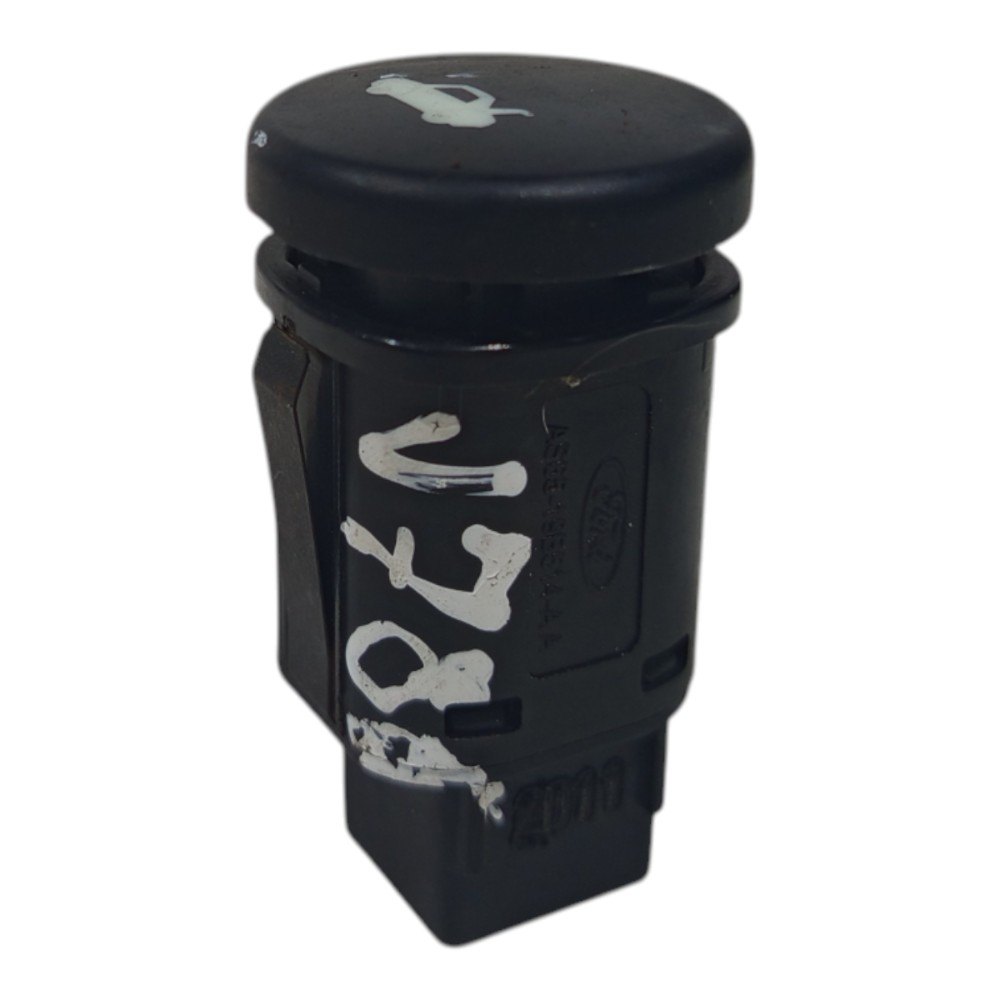 Botão Tampa Porta Malas Traseira Ford Fiesta 2003 A 2013 3