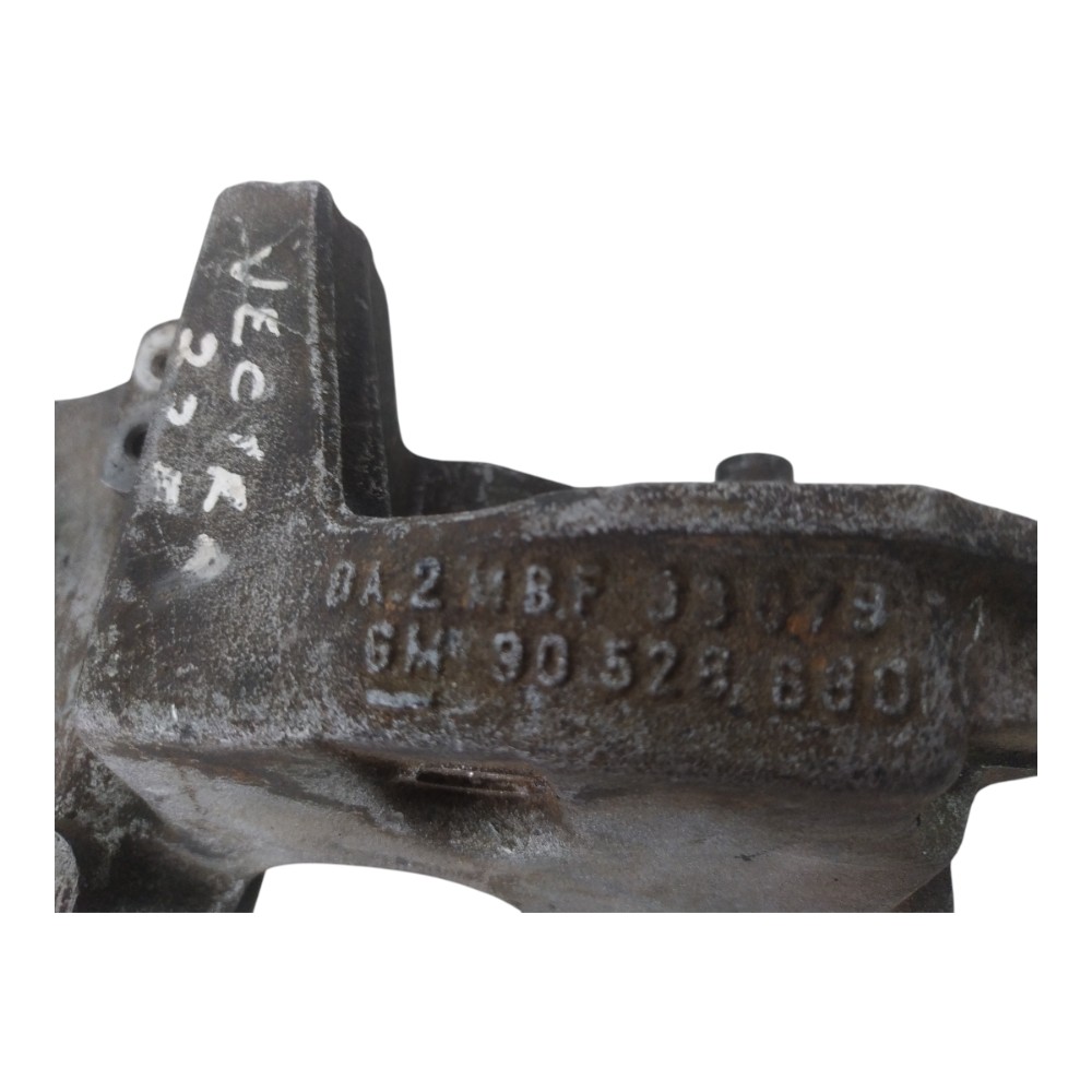 Suporte compressor ar condicionado GM Vectra 1997 a 2005 4