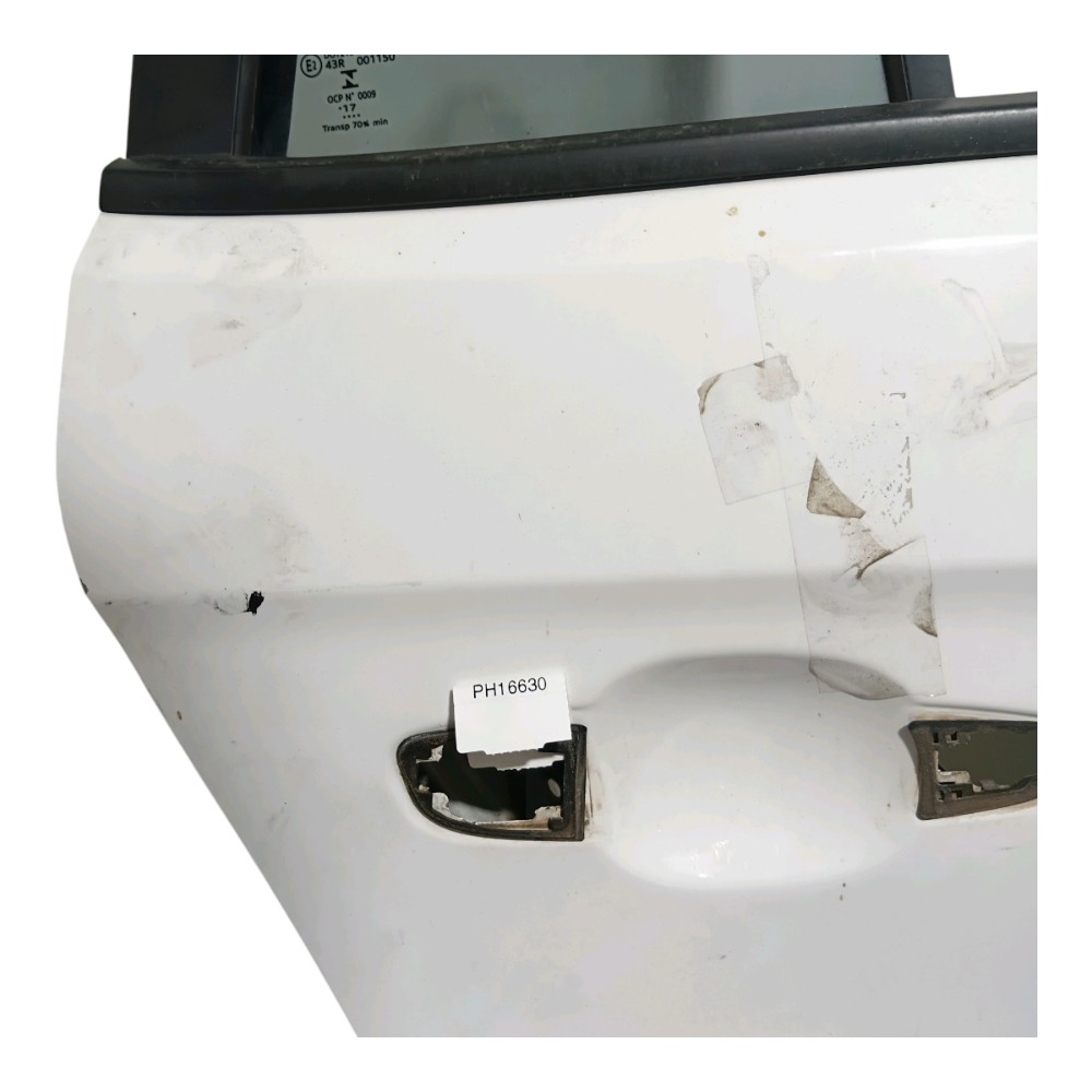 Porta Ttaseira Direita Hyundai Creta 2017 A 2021 Detalhes Traseira Direito 9