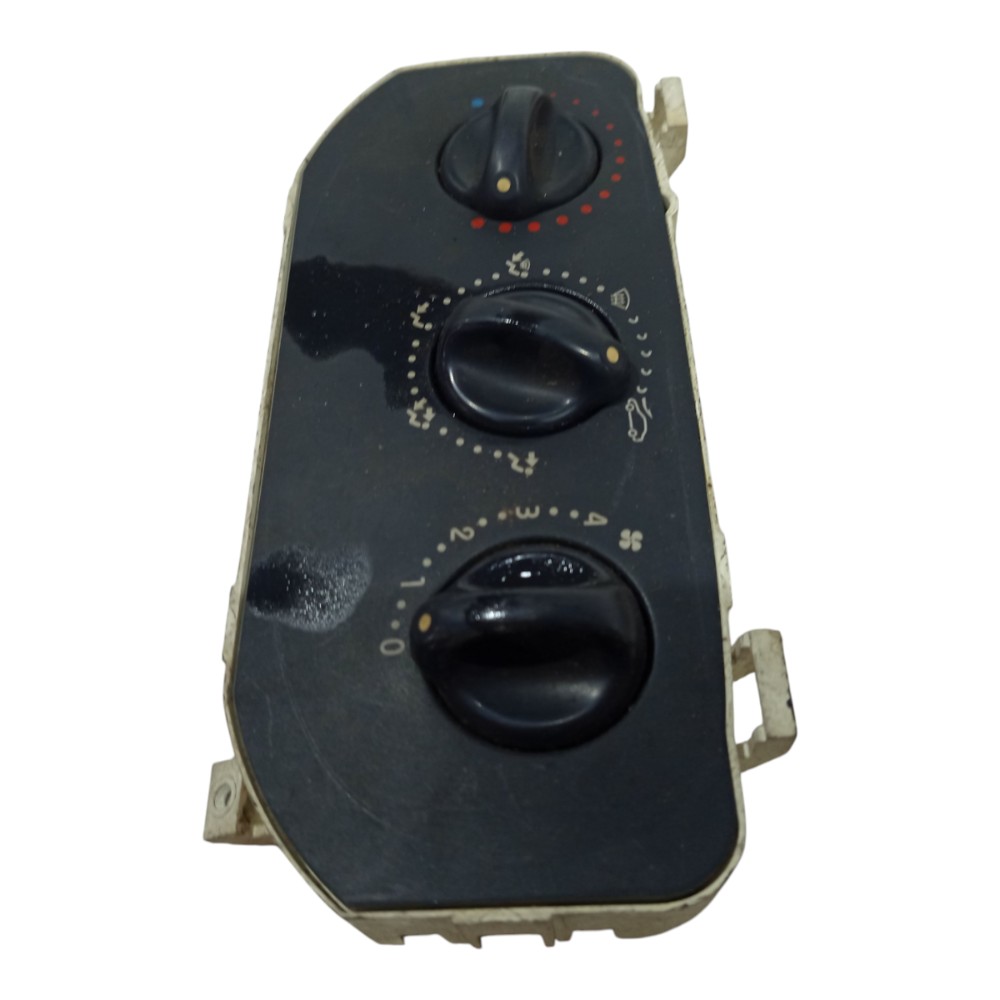 Comando Botões Ar Condicionado Renault Clio 2003 A 2012 1