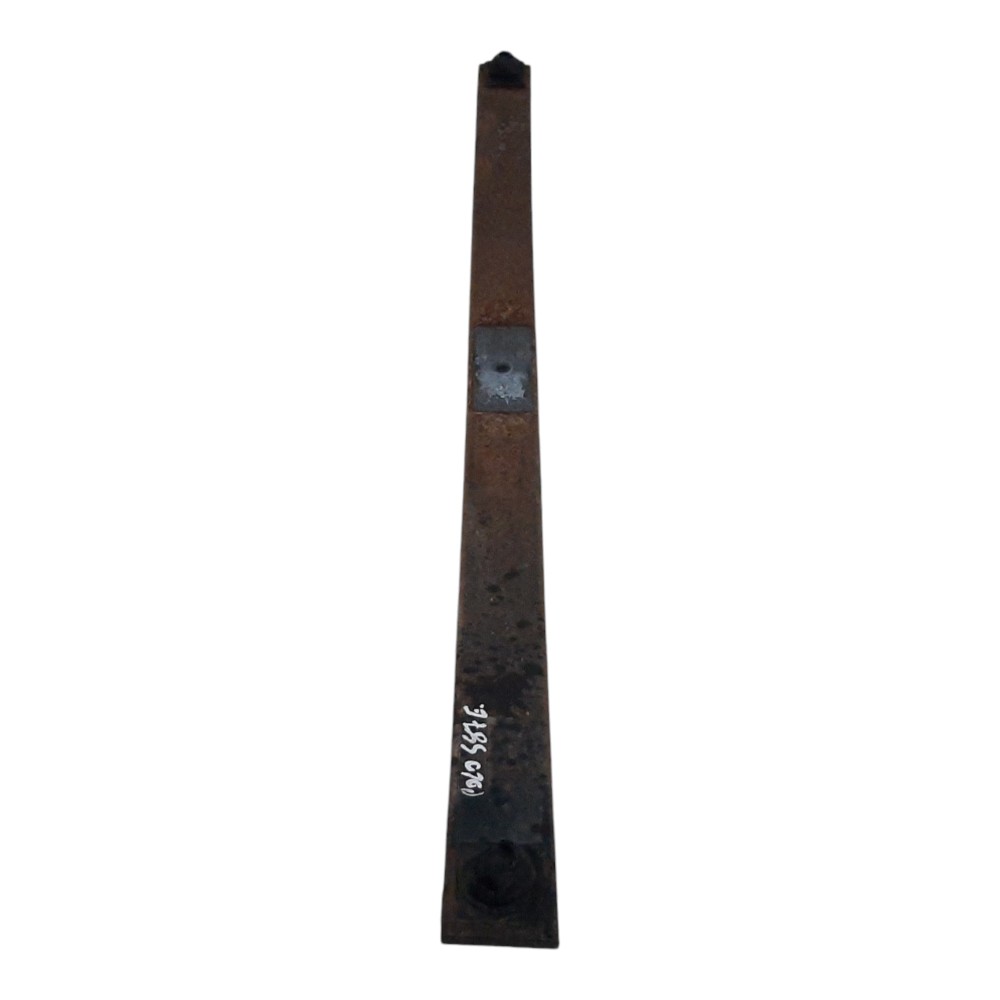 Feixe mola traseira esquerda polo 587 kd1