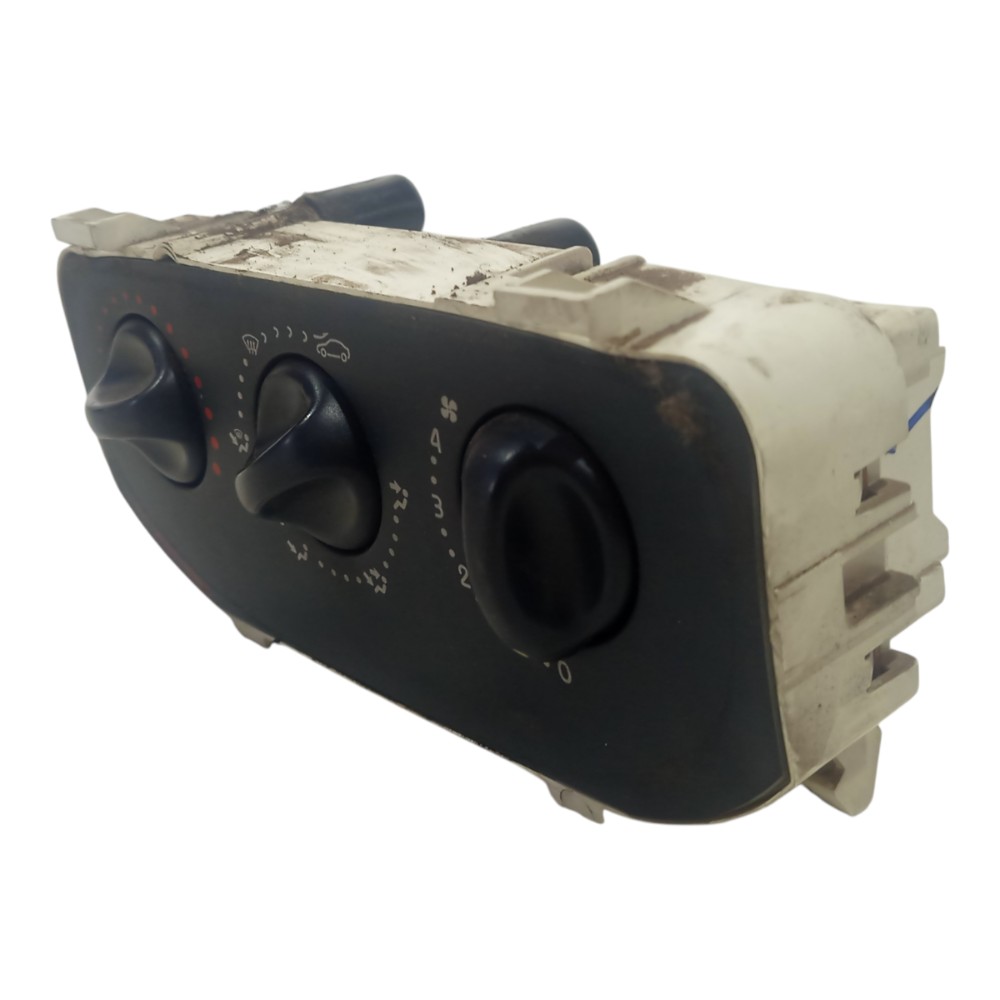 Comando Ar Condicionado Painel Renault Clio Sedan 2003 A2008 2