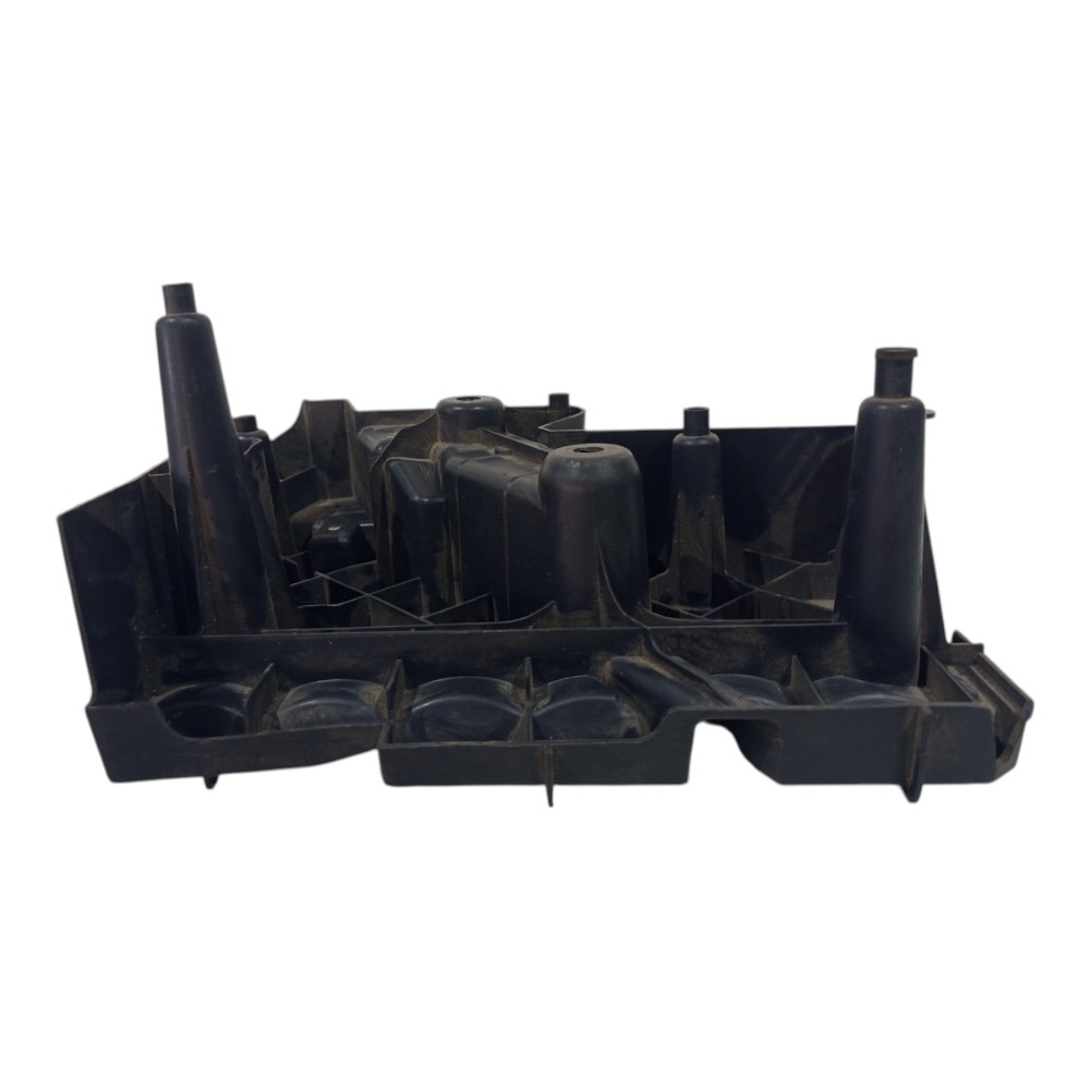 Suporte Plástico Porta Malas Esq Bmw X5 2001 2003 A 2005 Preto 9