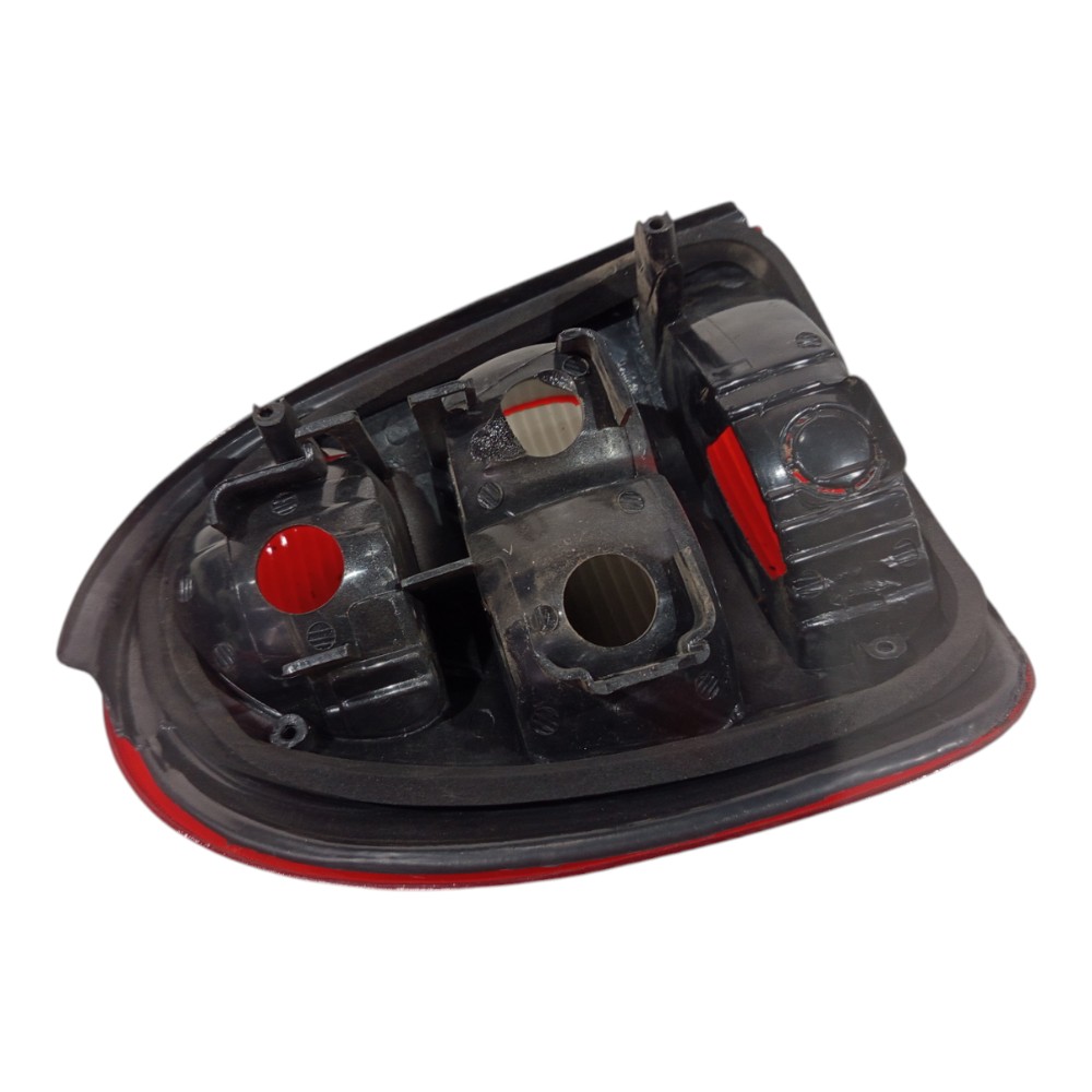 Lanterna Direita Chevrolet Corsa 1994 1995 1996 1997 A 2000 Direito/passageiro 6