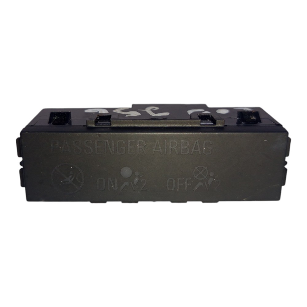 Interruptor Indicador Bolsa Ar Gm Tracker 2017 2018 2019 1