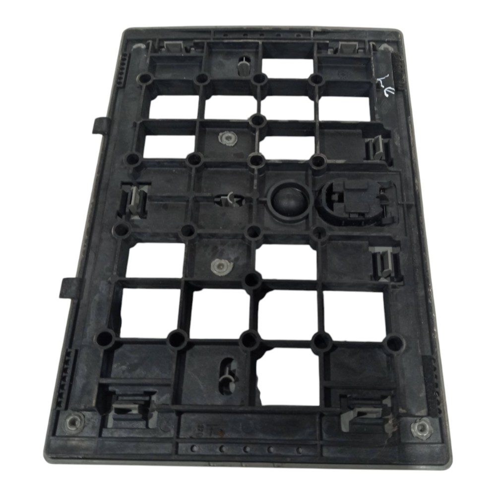 Tampa Porta Treco Assoalho Renault Scenic 2003 2004 A 2010 4