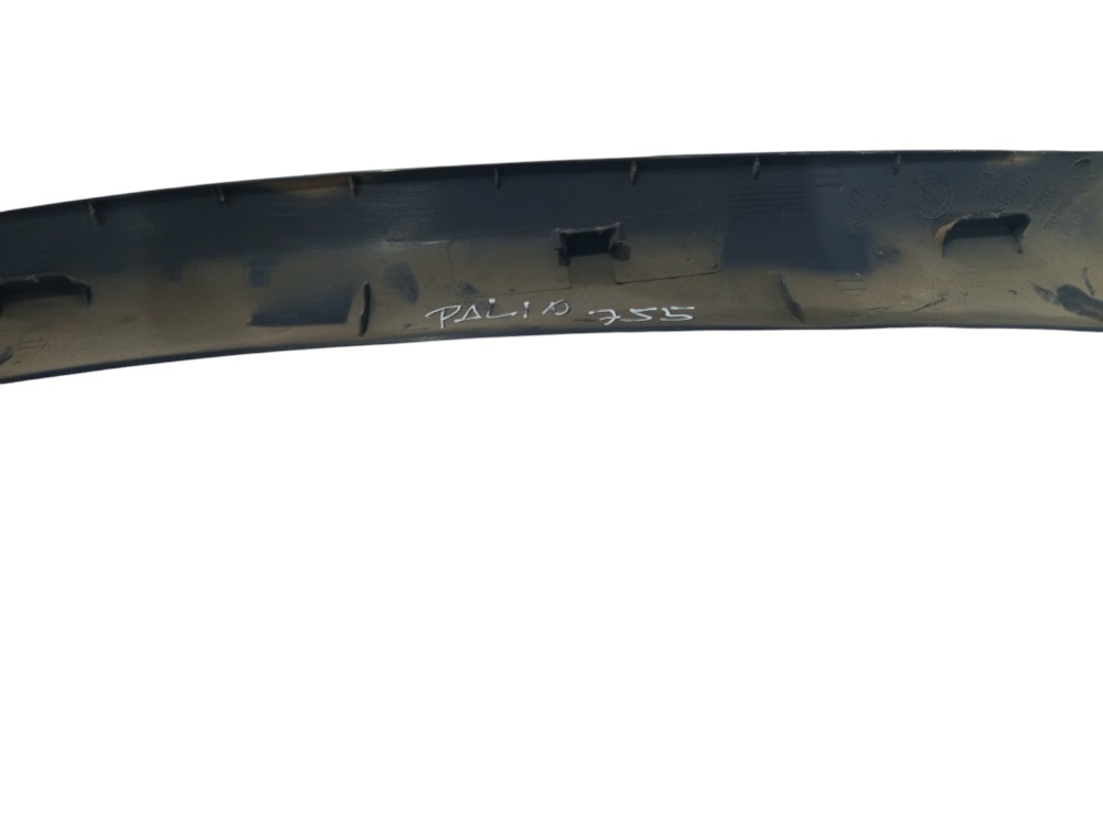 Moldura Coluna Parabrisa Fiat Palio Elx 1999 2000 A 2009 4