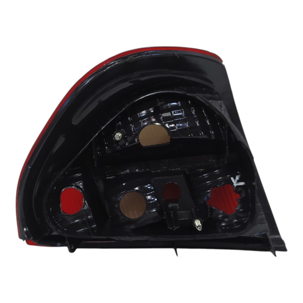 Lanterna Esquerda C/avaria Renault Clio 2005 2006 2007 A 12 6